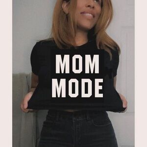 Mom mode crop top